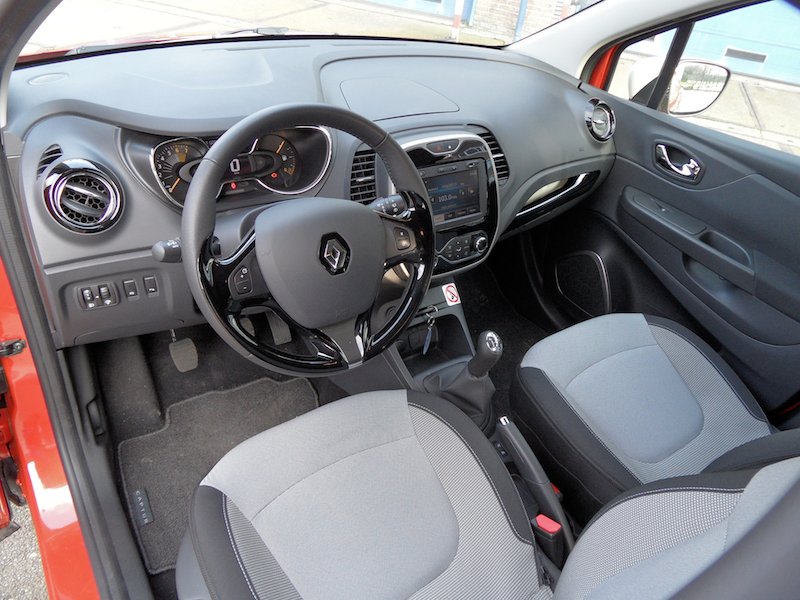 Autotest-Renault-Captur-Dashboard-DrivingDutchman