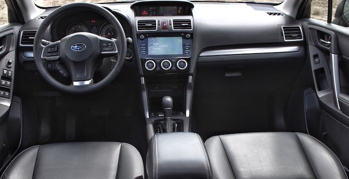 Subaru-Forester-DrivingDutchman-interieur