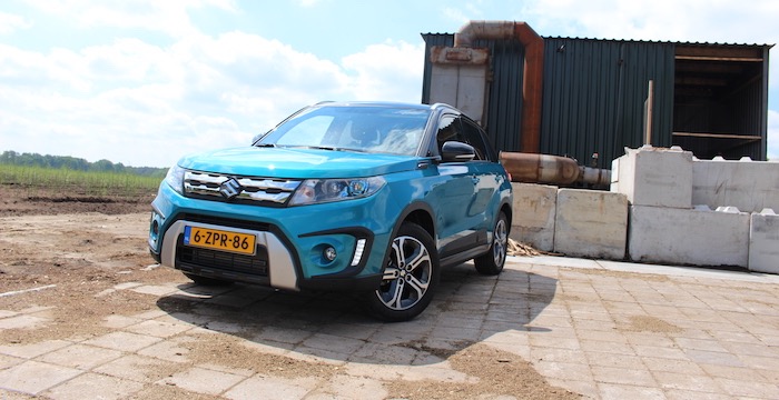 Suzuki Vitara crossover Driving-Dutchman