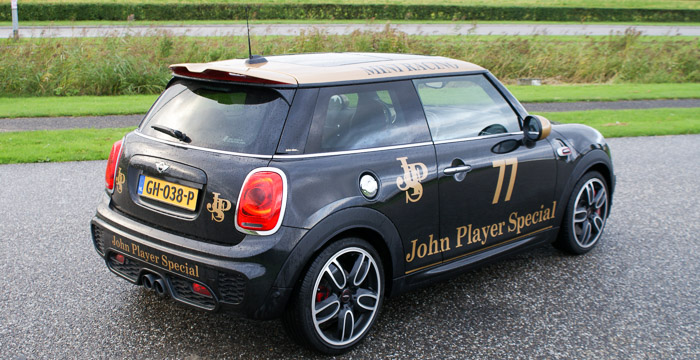 MINI John Cooper Works, de minpuntjes neem je op de koop toe