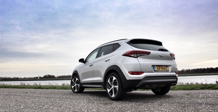 Hyundai Tucson Driving-Dutchman1