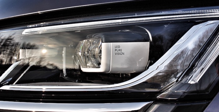 Renault Talisman Driving-Dutchman koplamp detail