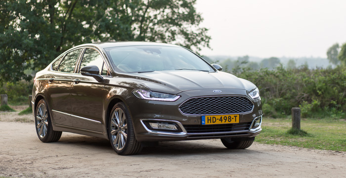 Ford-Mondeo-Vignale-01