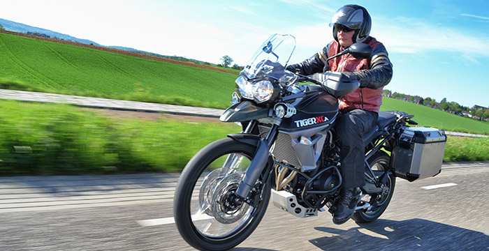 Review Triumph Tiger, Honda Africa Twin, BMW S 1000 en Suzuki V-Strom 4