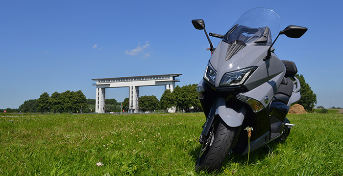 De Yamaha TMAX, een echte motor 2