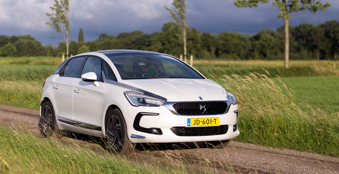 De niet alledaagse DS 5_Driving-Dutchman