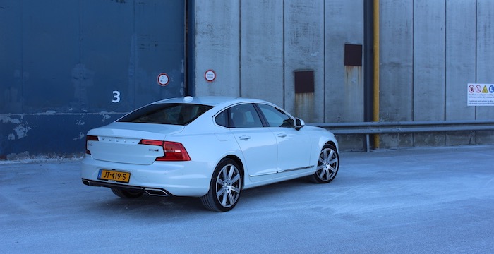 volvo-s90-the-new-next-toplimousine-driving-dutchman_03