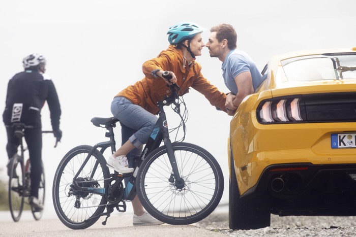 Ford wijst automobilisten en fietsers op gevaren met virtual reality Driving-Dutchman