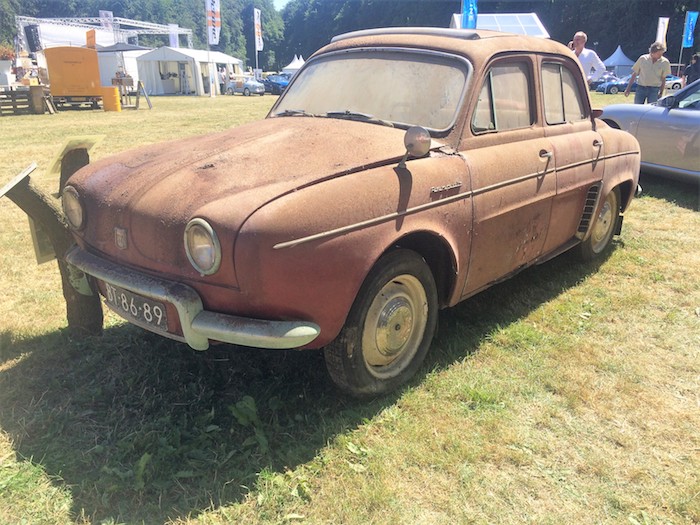 Renault Dauphine (1960) Concours d’Elegance Driving-Dutchman