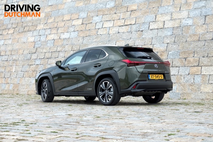 Test Lexus UX 250h Driving-Dutchman