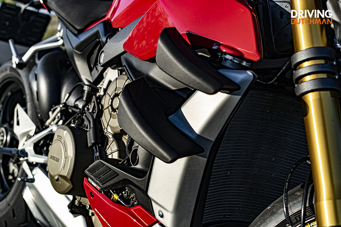 Ducati Streetfighter V4 s