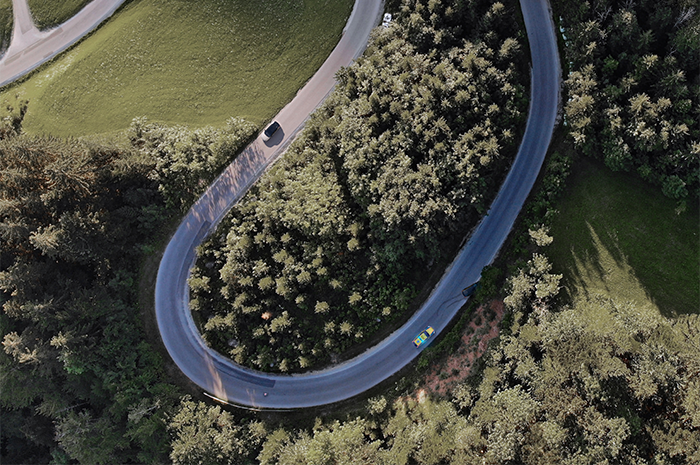 Volvo waarschuwt voor aankomend ongeluk Driving-Dutchman