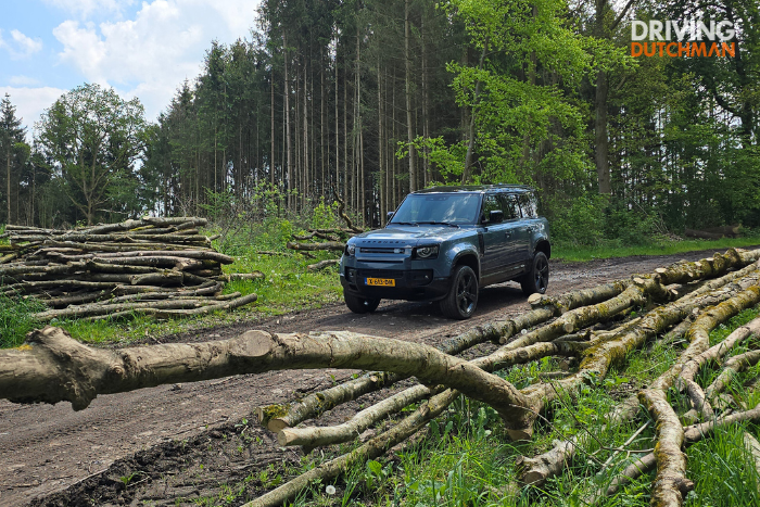 Rijtest Land Rover Defender 110 Plug in Hybrid3