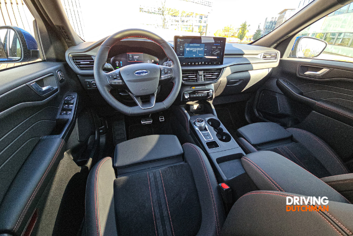 Autotest Ford Kuga PHEV ST Line X Driving Dutchman 6